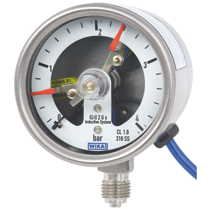 Model PGS23.063 Bourdon tube pressure gauge with switch contacts